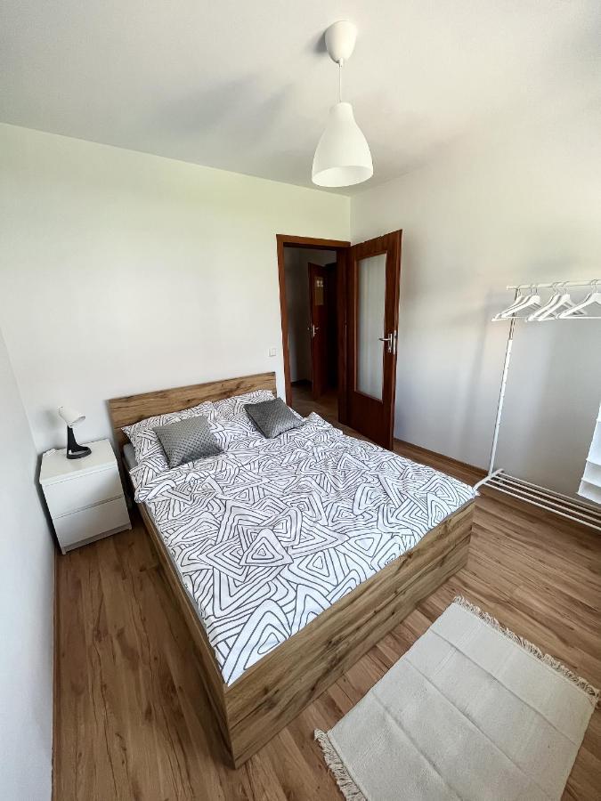 Uroczy Apartament Pod Skarpa Wadowice Exterior foto