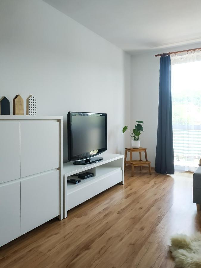 Uroczy Apartament Pod Skarpa Wadowice Exterior foto